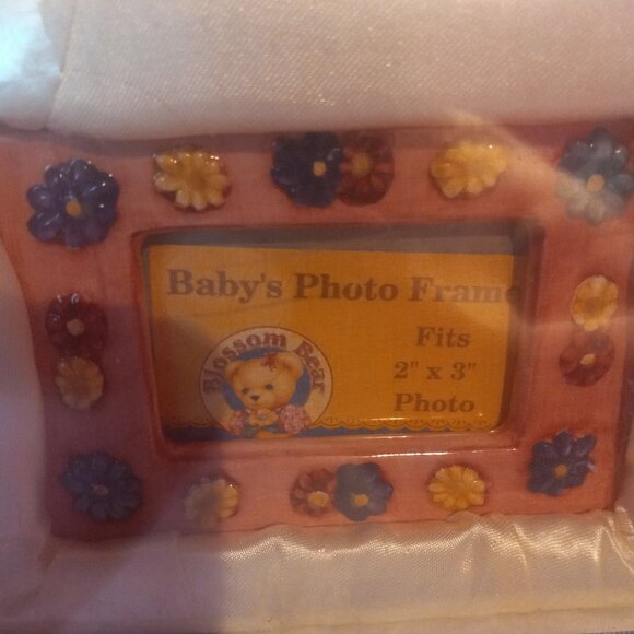 Blossom Bear Teddy Bear Girl Ceramic Coin Piggy Bank & Picture Frame Set - Picture 5 of 15